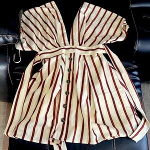 Cute and comfortable striped open back spring / summer dress. Size small